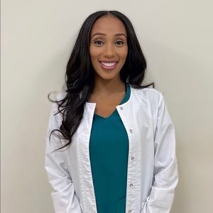 Meet your Posher, Viona